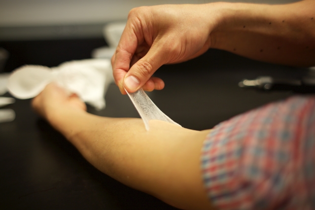 MIT scientists invent waterproof, wrinkle-smoothing cream